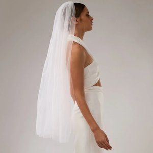 KYHA - Paloma Veil (never worn)